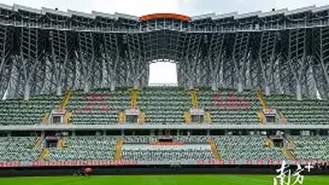 “紧急启动三级地质灾害应急响应！应急管理部工作组抵达四川筠连县滑坡救援现场提供指导”